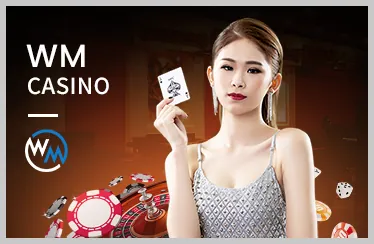 Hình ảnh trò chơi slot 'Rồng Vàng May Mắn' với rồng vàng và đồng xu may mắn.